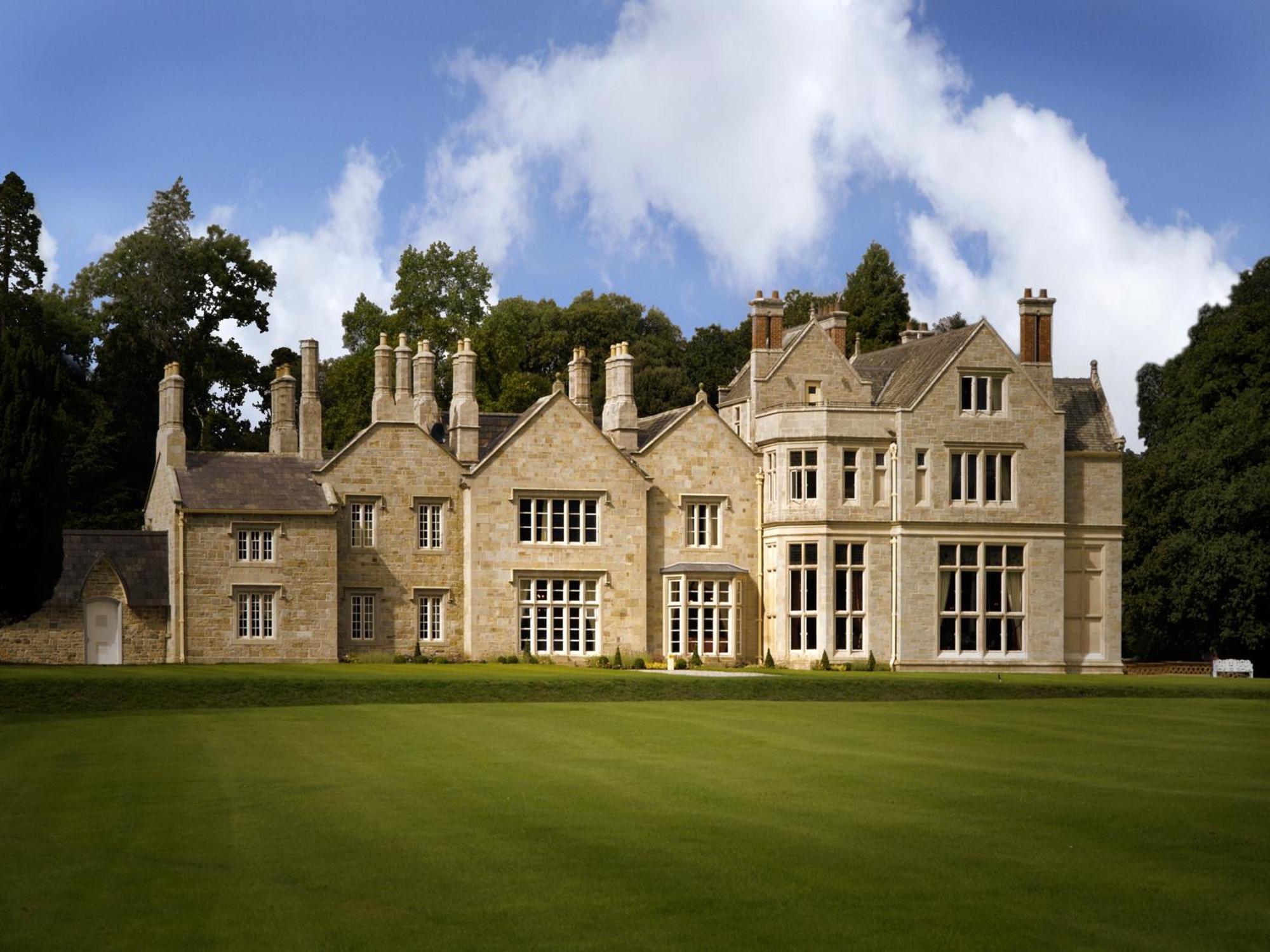 Lough Rynn Castle Hotel Mohill Exterior photo