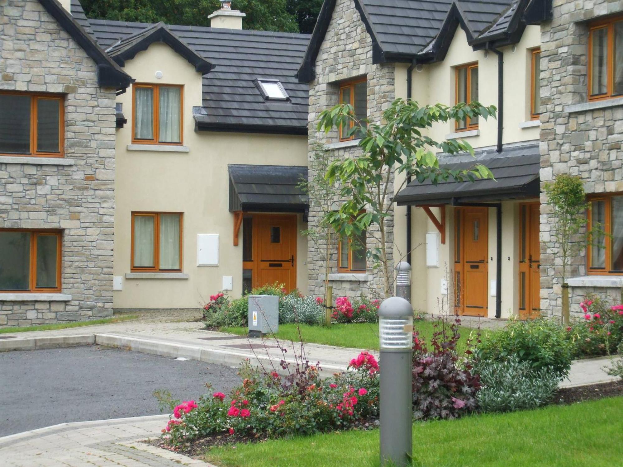 Lough Rynn Castle Hotel Mohill Exterior photo